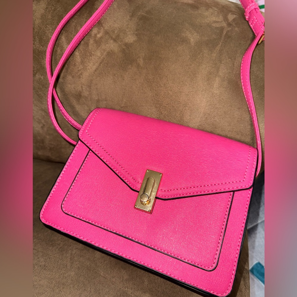 Pink Crossbody/Shoulder Bag